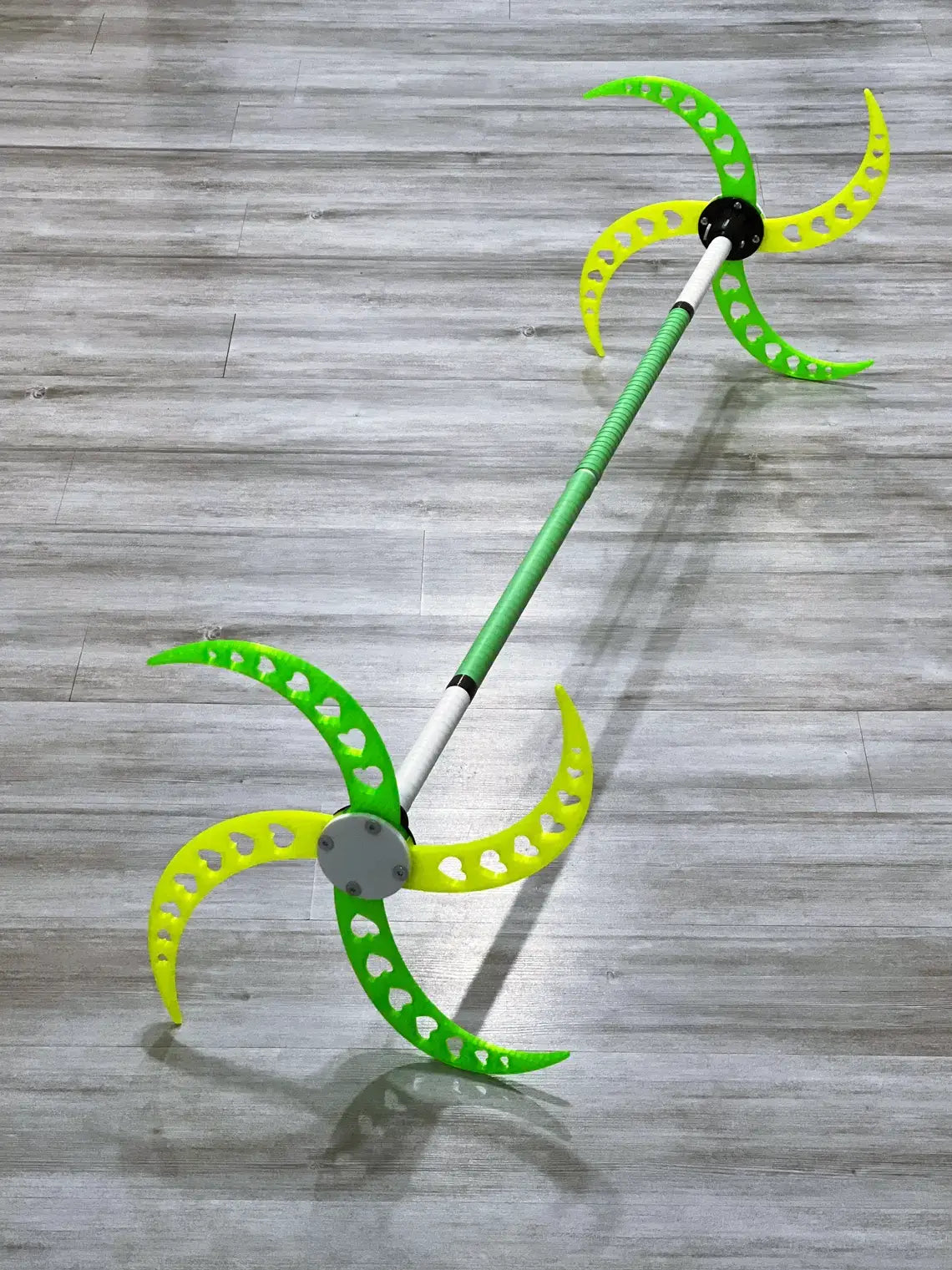 4 Claws Dragon Staff