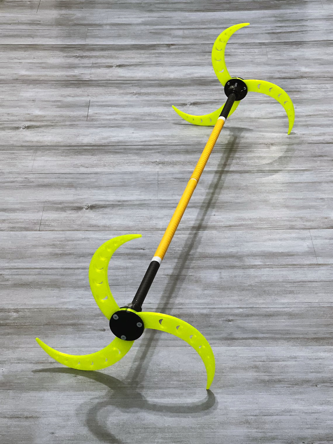 3 Claws Dragon Staff