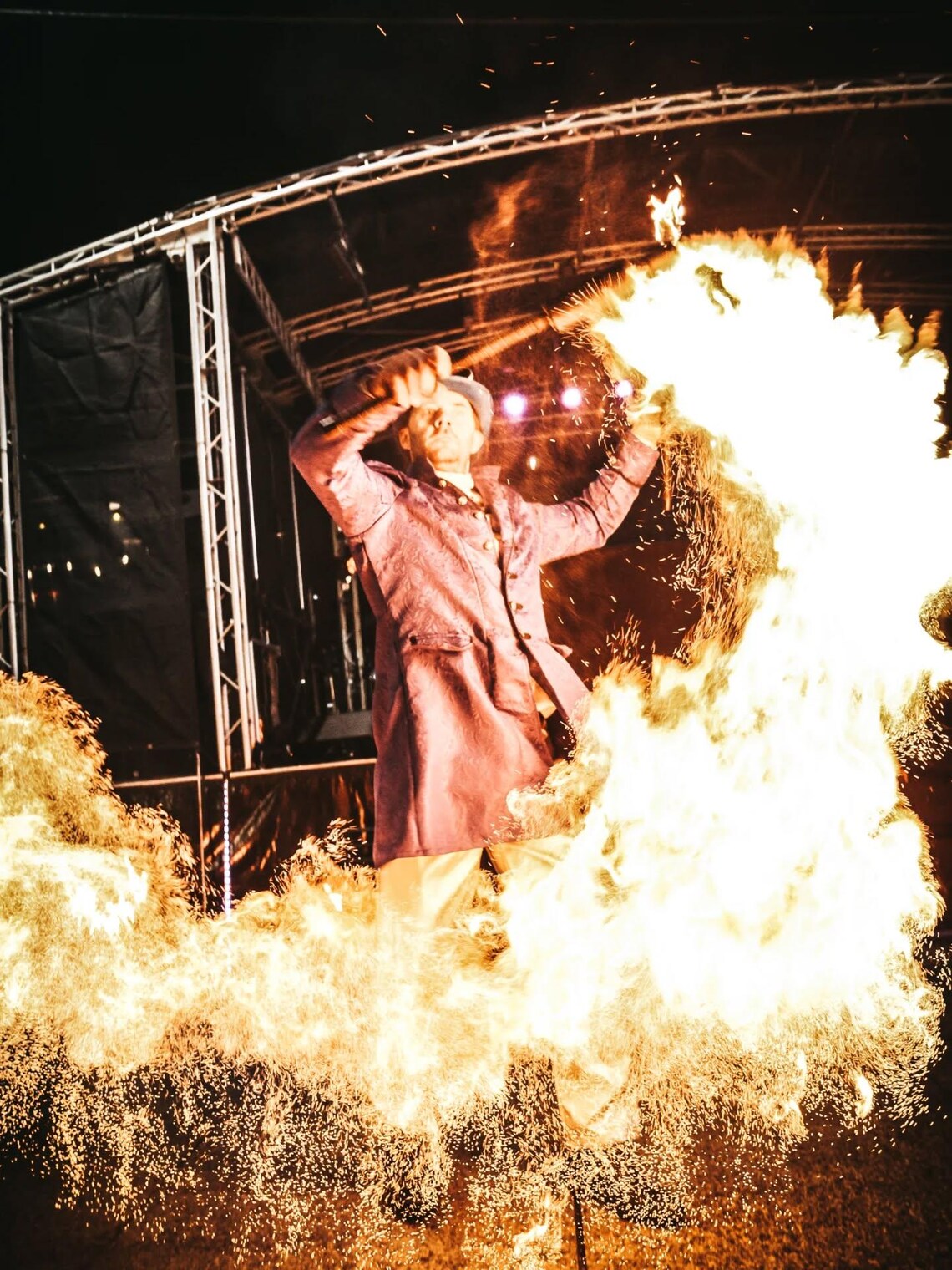 Dragon Lycopodium Fire Torch